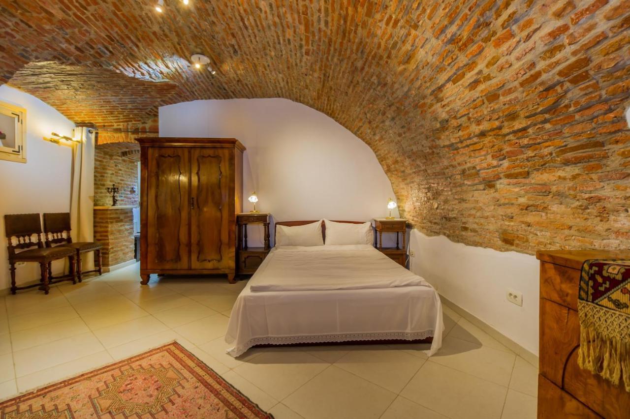 Kronhaus Brasov Ngoại thất bức ảnh