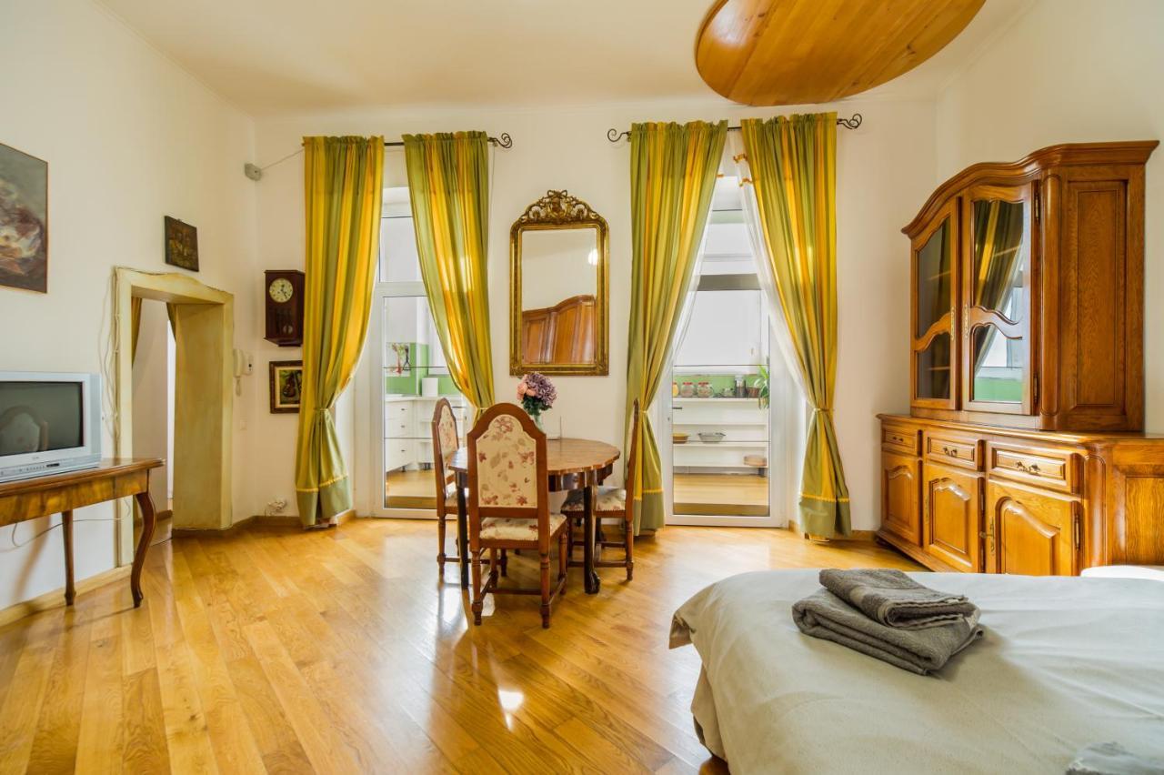 Kronhaus Brasov Ngoại thất bức ảnh